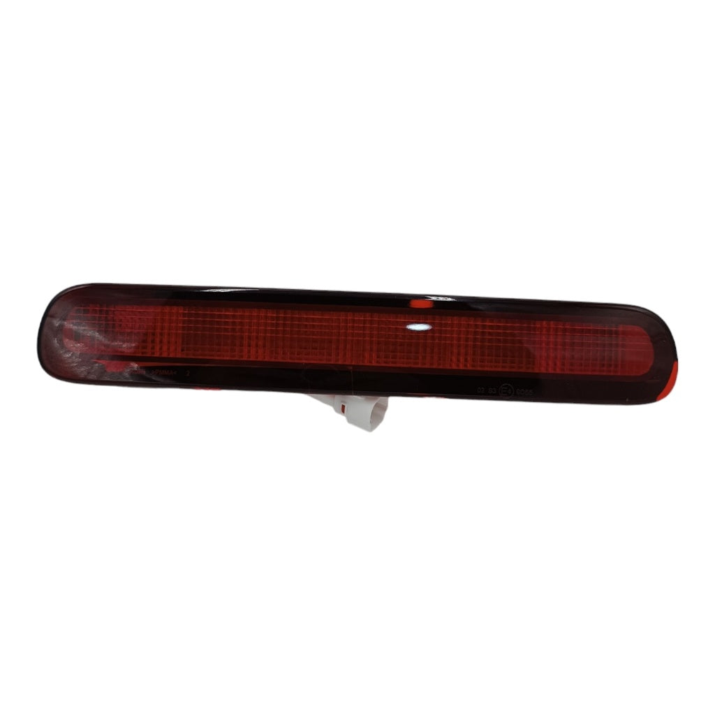 STOP COMPUERTA ROJO LED HILUX 06-15